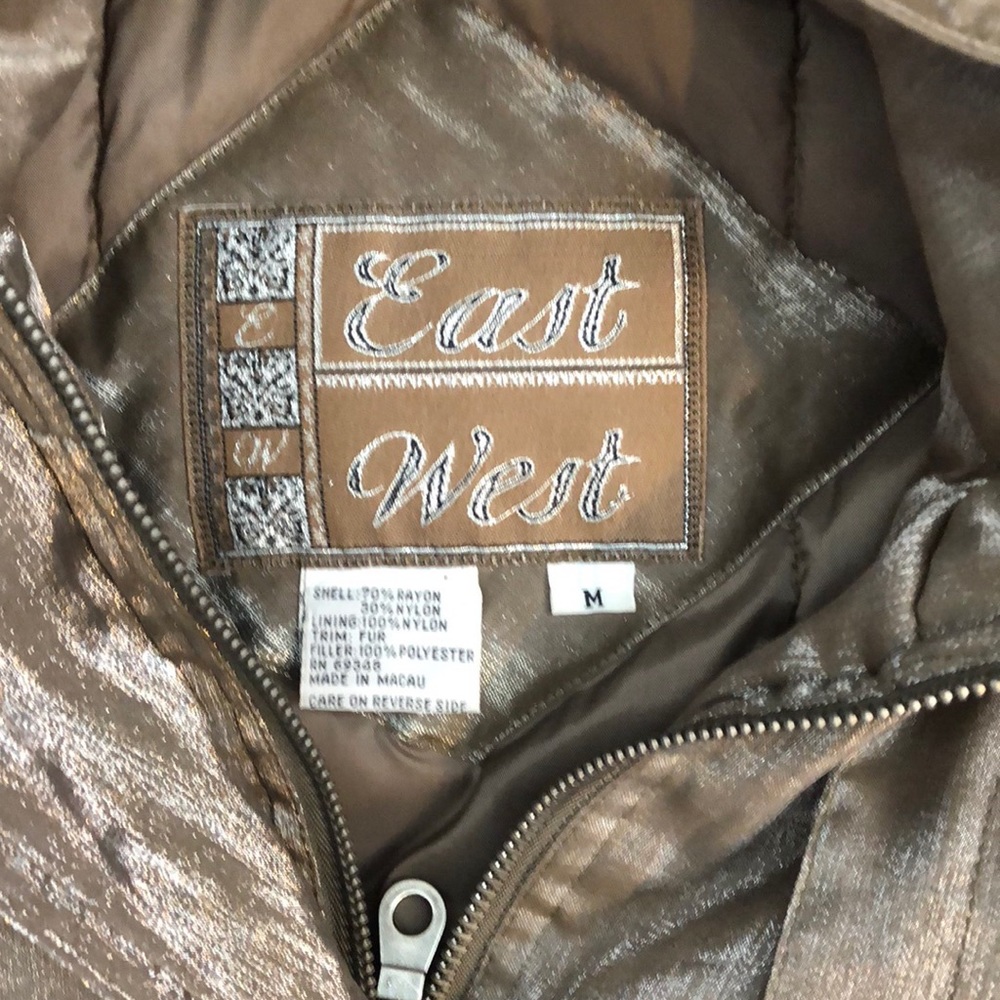 East West WINTER COAT - Picture 2 of 4